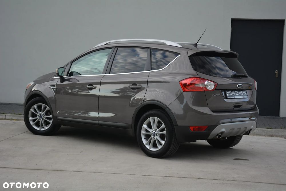 Ford Kuga - 11