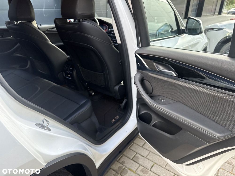 BMW X3 - 23