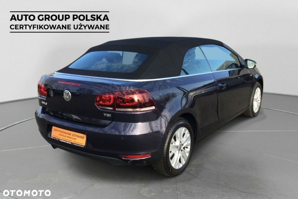 Volkswagen Golf - 6