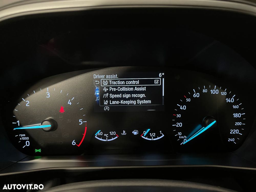 Ford Focus 1.5 EcoBlue Connected - 23