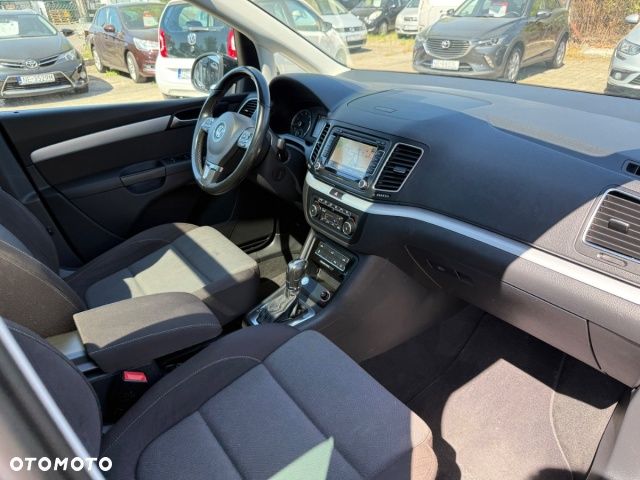 Volkswagen Sharan - 34