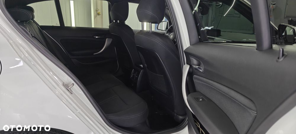 BMW Seria 1 - 18
