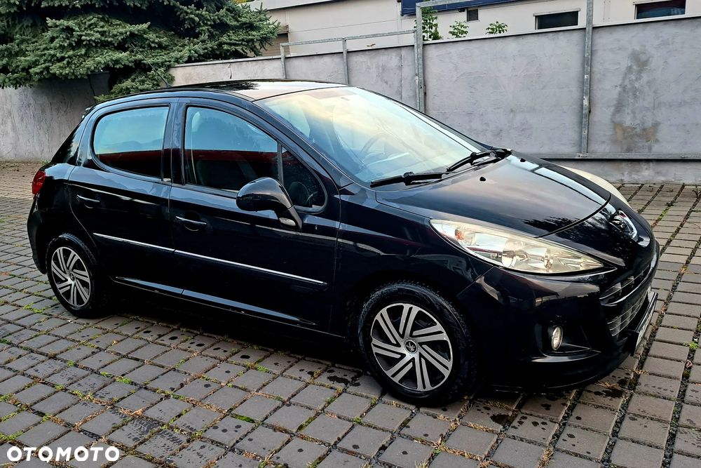 Peugeot 207 1.4 Trendy - 1