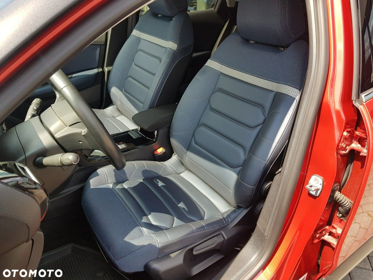 Citroën C4 1.2 PureTech Shine S&S - 15