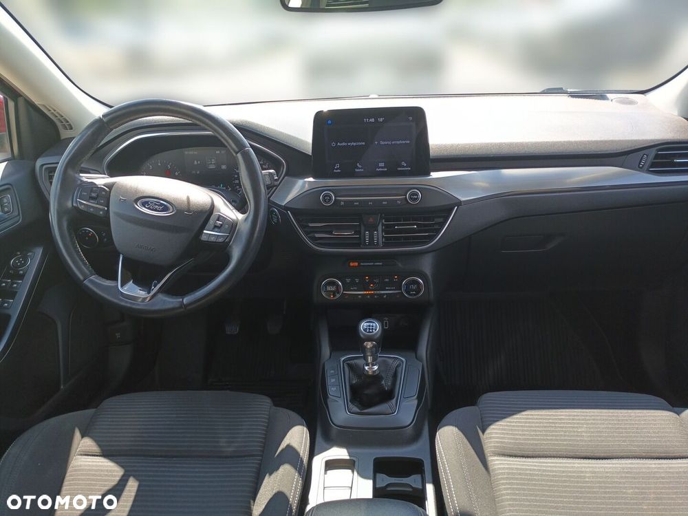 Ford Focus 1.5 EcoBoost Titanium - 12