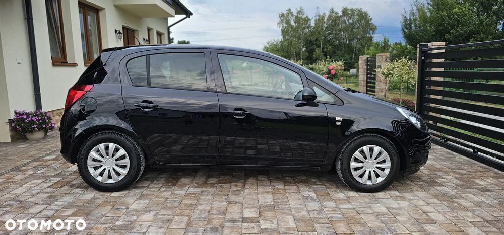 Opel Corsa 1.2 16V Innovation - 11