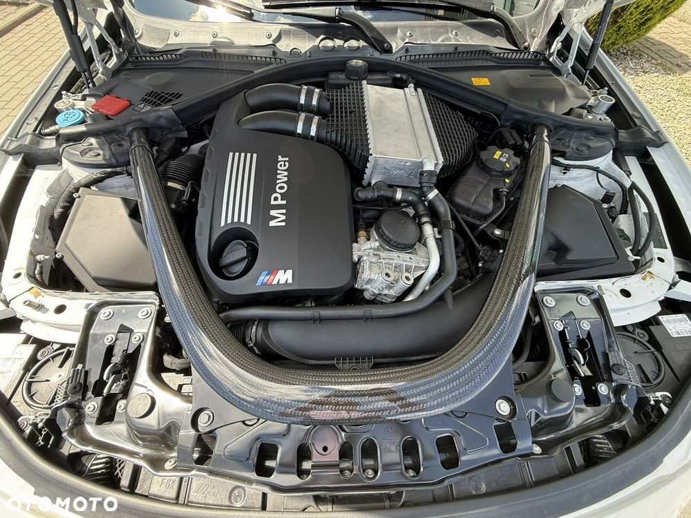 BMW M4 - 32