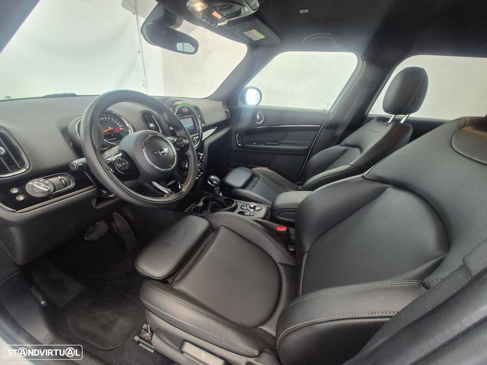 MINI Countryman Cooper SE ALL4 Auto - 10