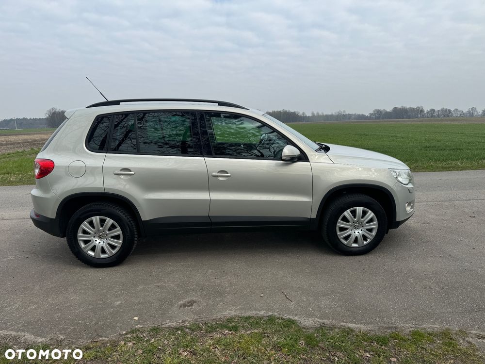 Volkswagen Tiguan 1.4 TSI BlueMotion Technology Exclusive - 4
