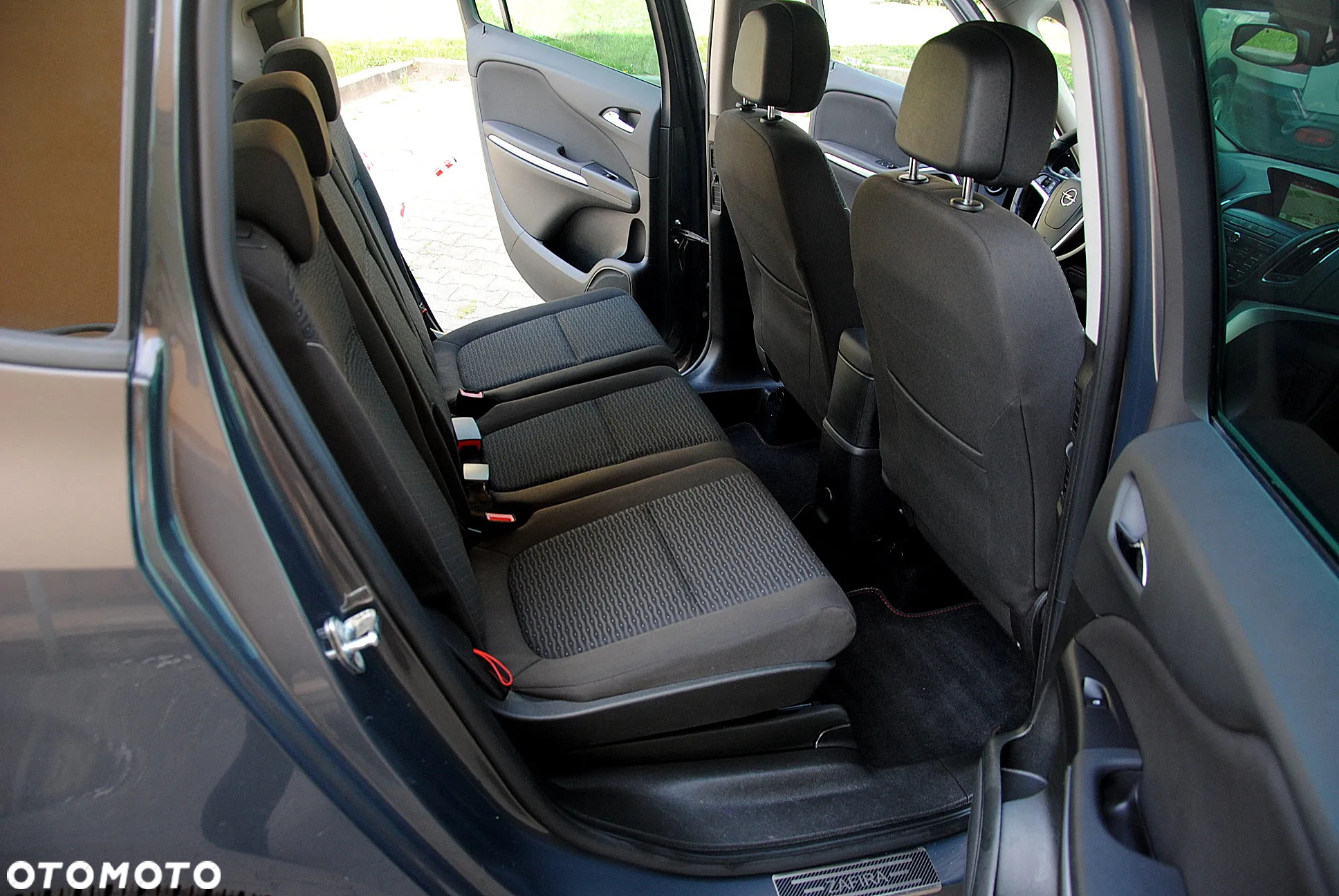 Opel Zafira Tourer 1.4 Turbo Business Innovation - 10