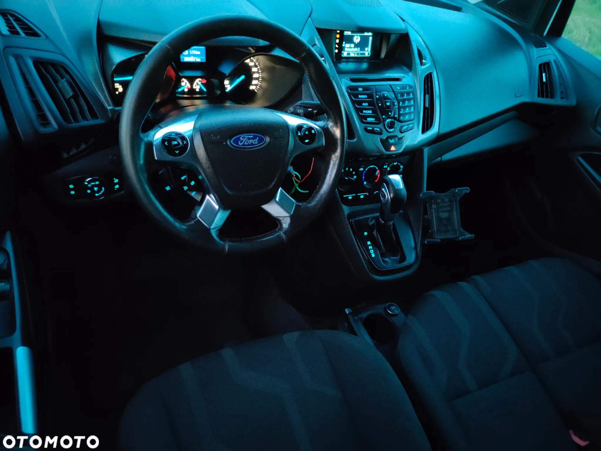 Ford Connect - 30