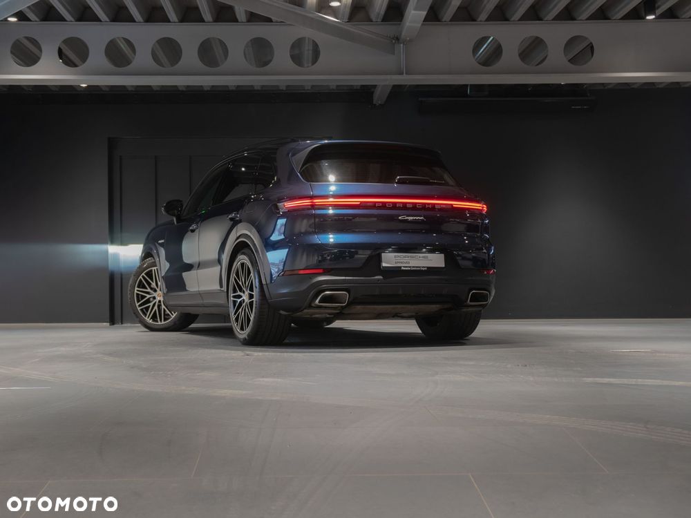 Porsche Cayenne E-Hybrid PHEV - 3