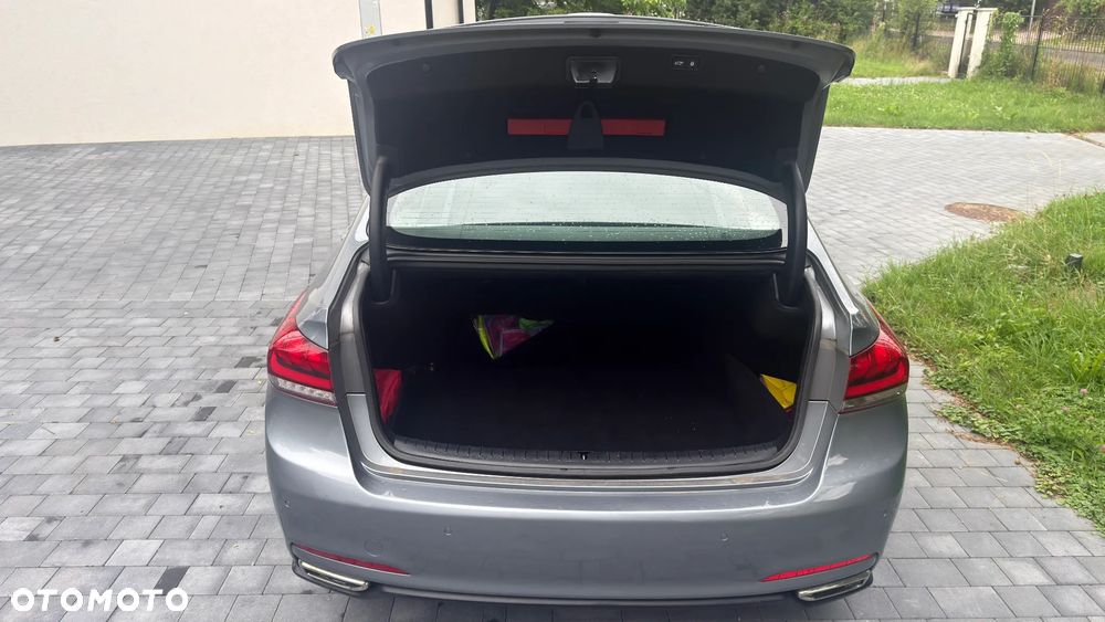 Hyundai Genesis - 18