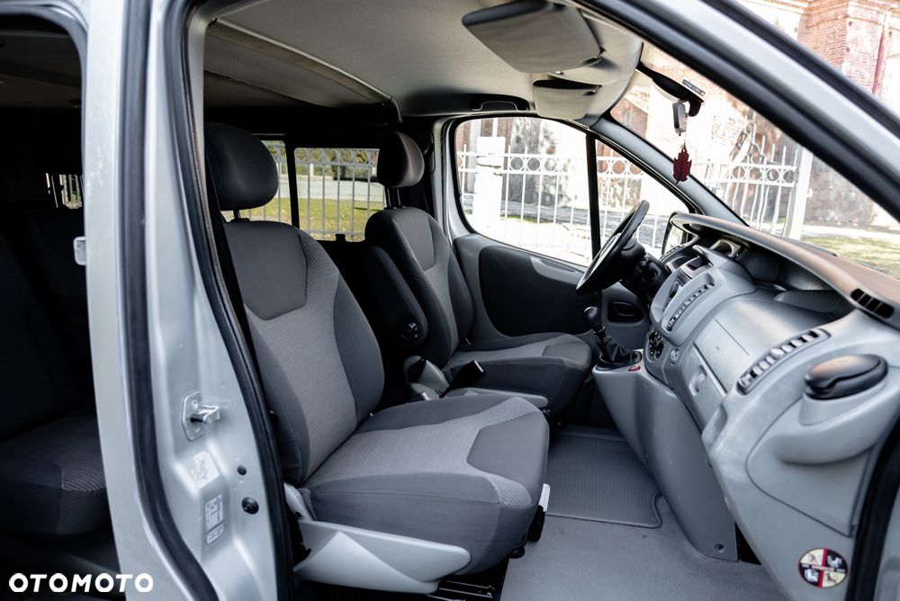 Opel Vivaro - 32