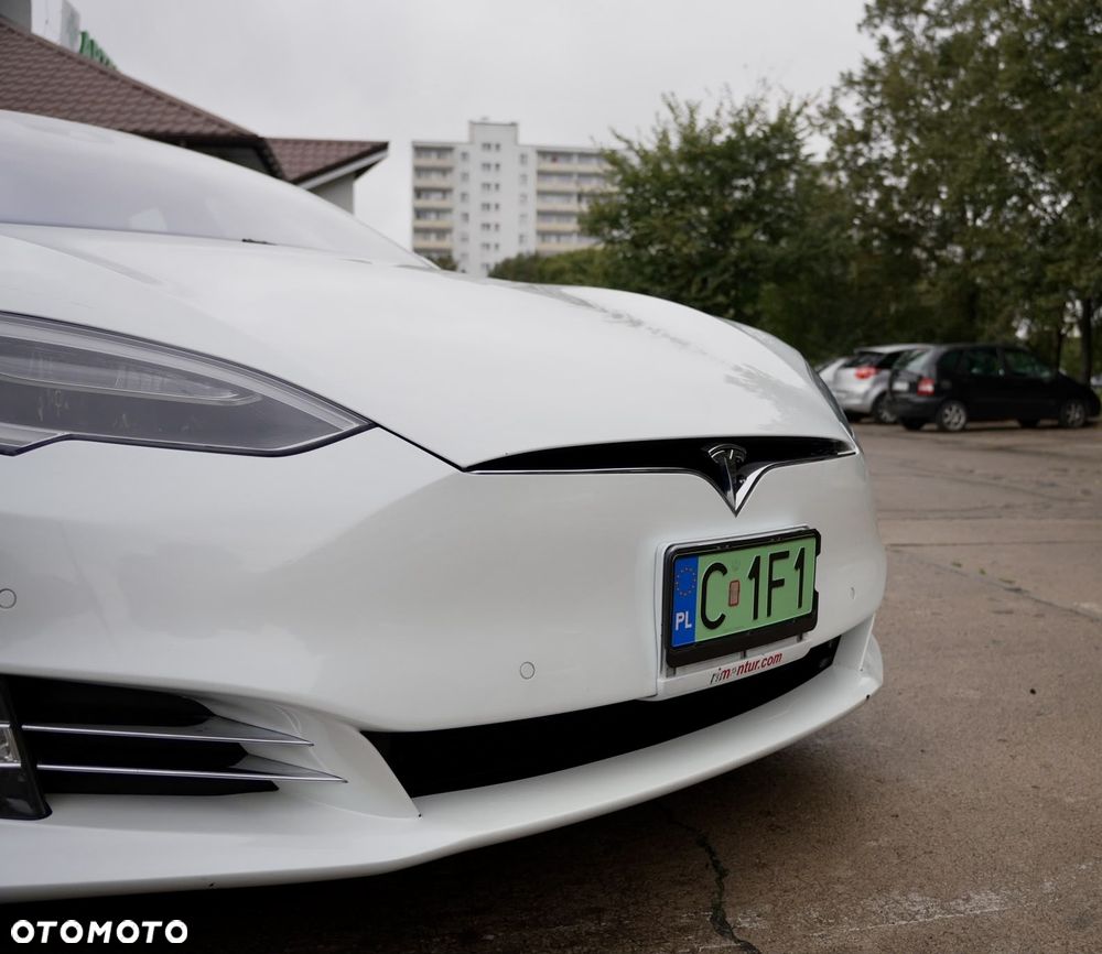 Tesla Model S Performance - 10