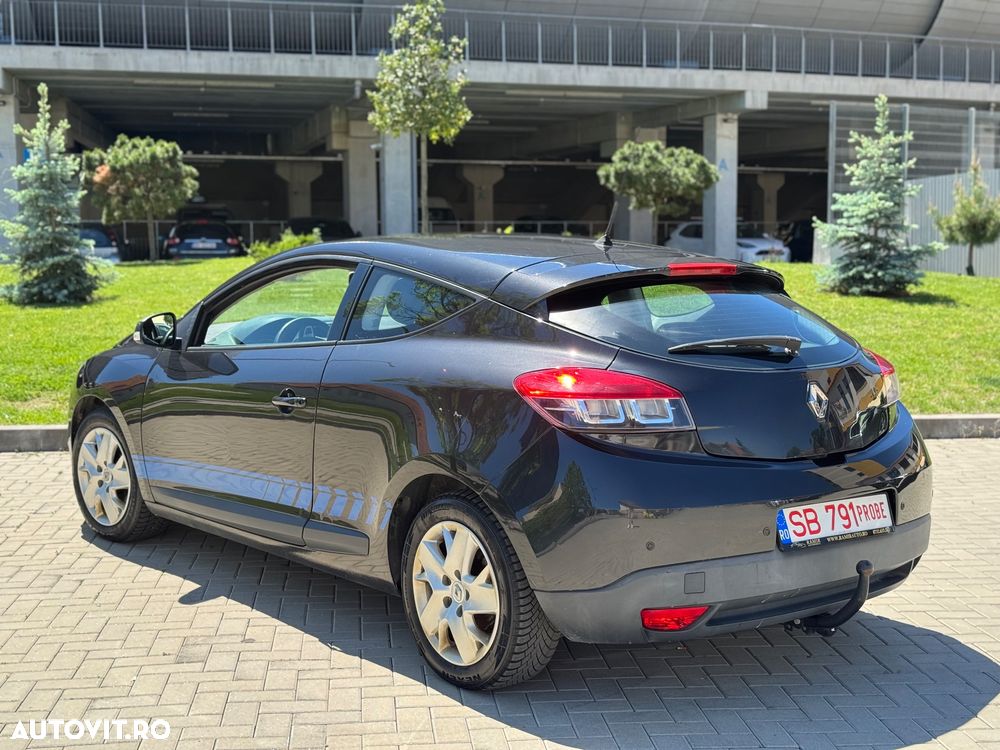 Renault Megane dCi 90 FAP Paris - 5