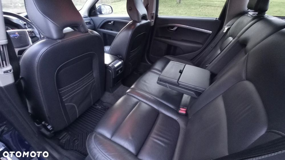 Volvo V70 D4 Ocean Race - 12