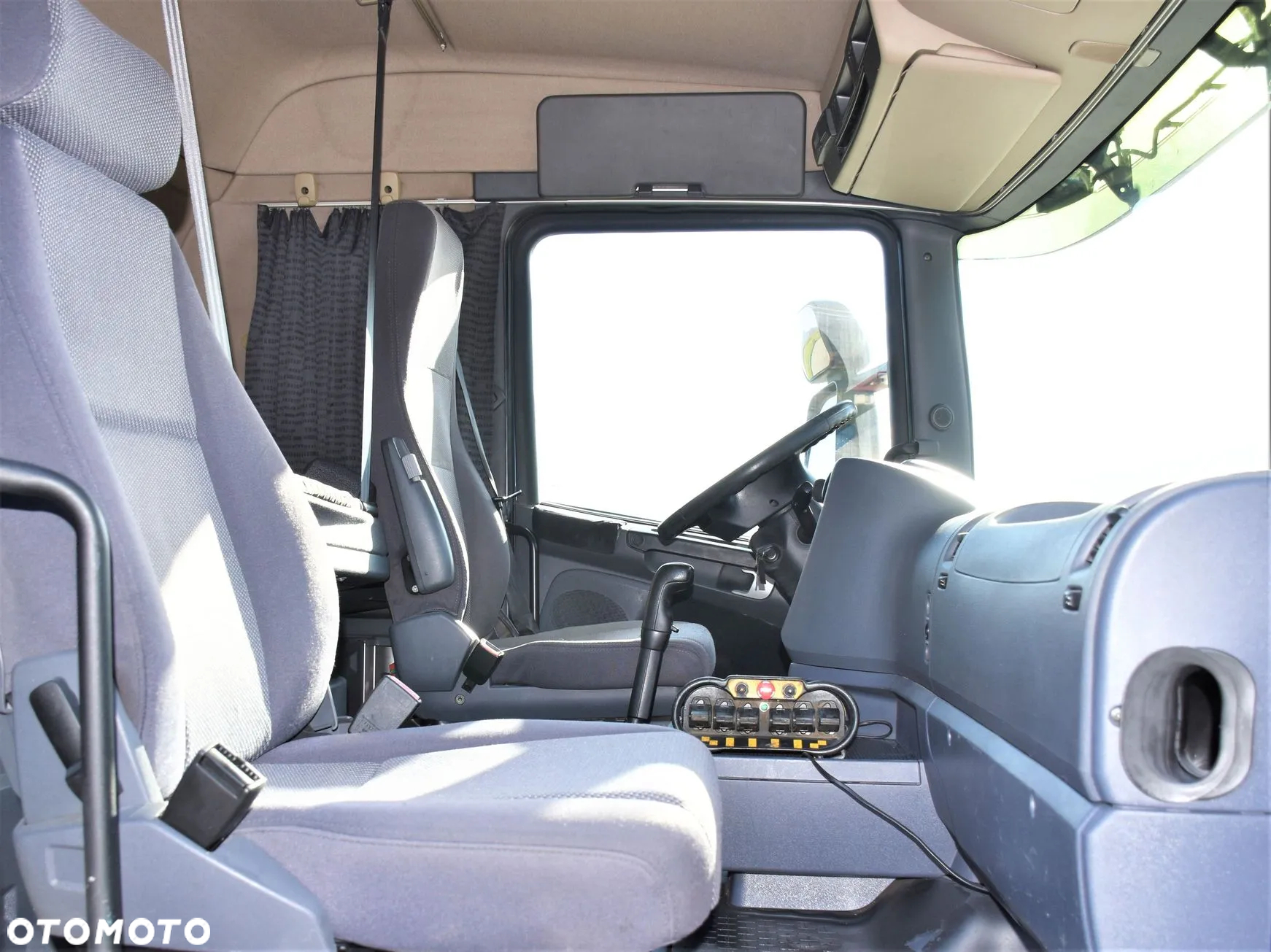 Scania R420 * Ciągnik siodłowy * PM SERIE 25 + PILOT * STAN BDB - 12