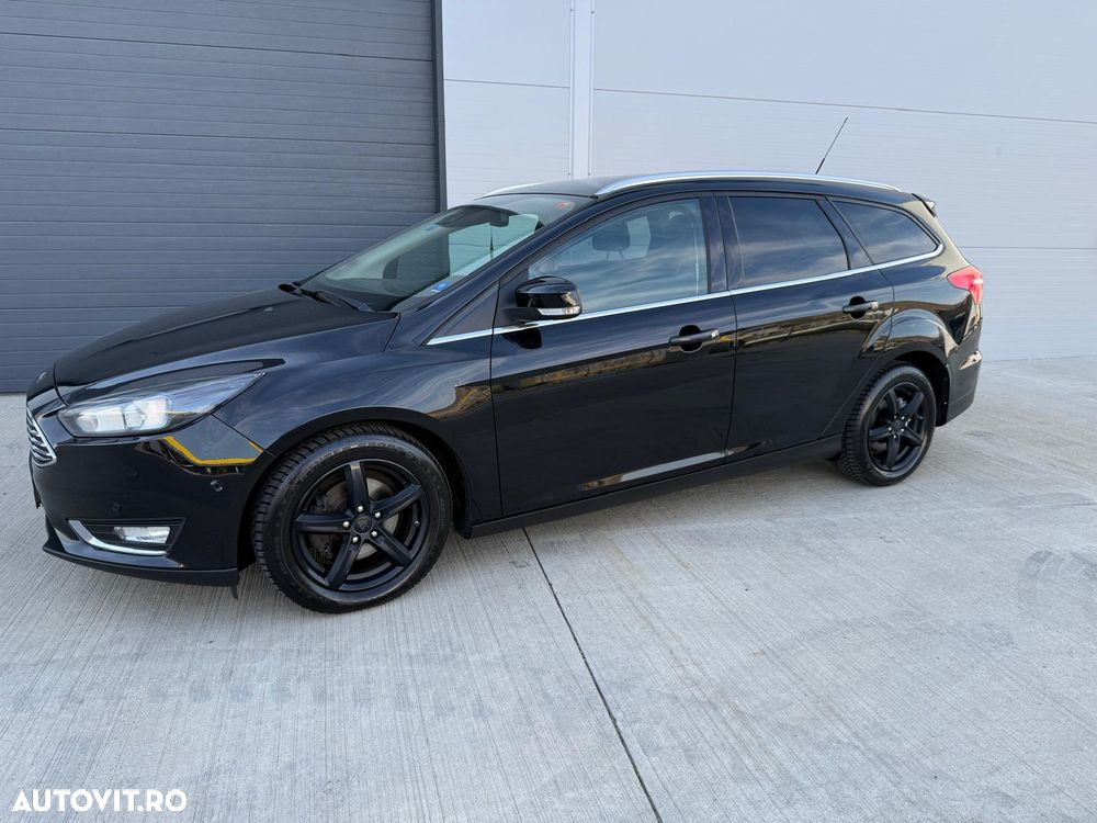 FORD Focus 2015 — imagine 36