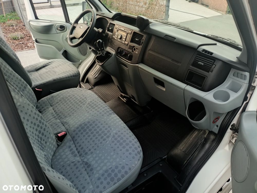 Ford Transit - 7