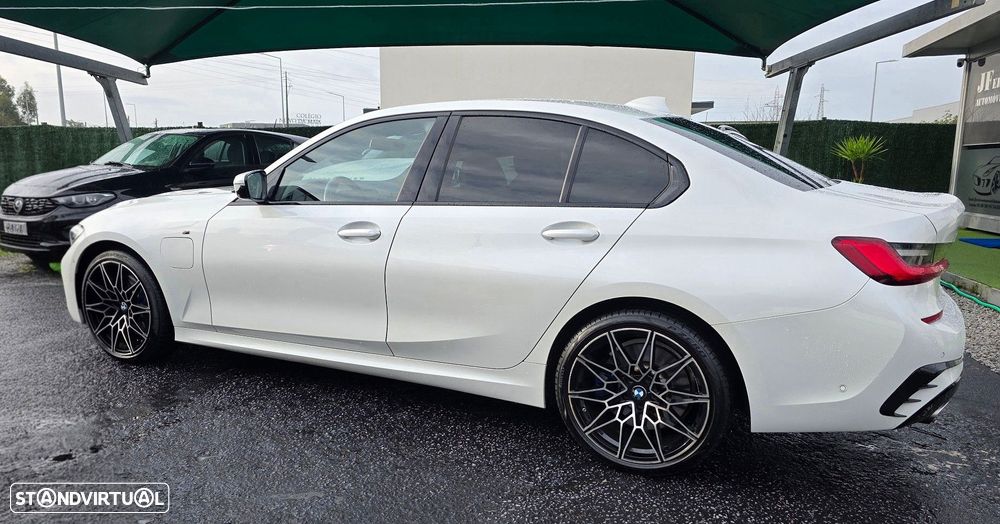 BMW 330 e Pack M Auto - 8