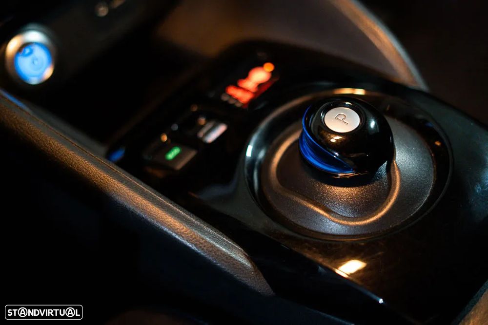 Nissan Leaf N-Connecta - 28