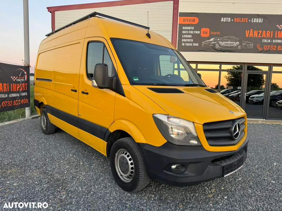 Mercedes-Benz Sprinter - 2