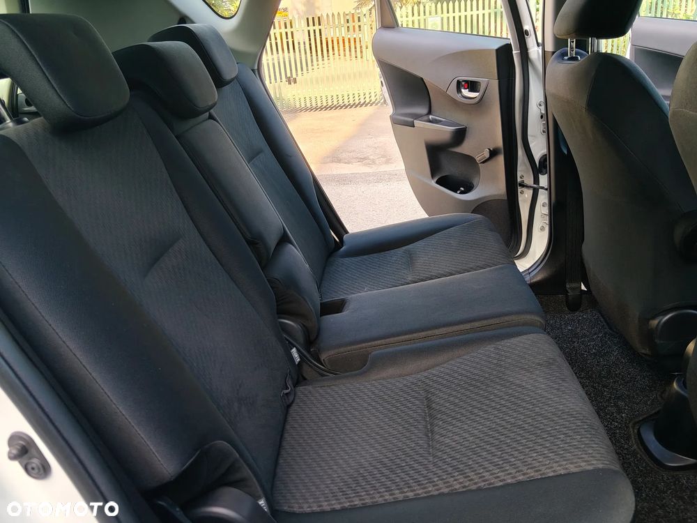 Toyota Verso S 1.33 VVT-i - 16