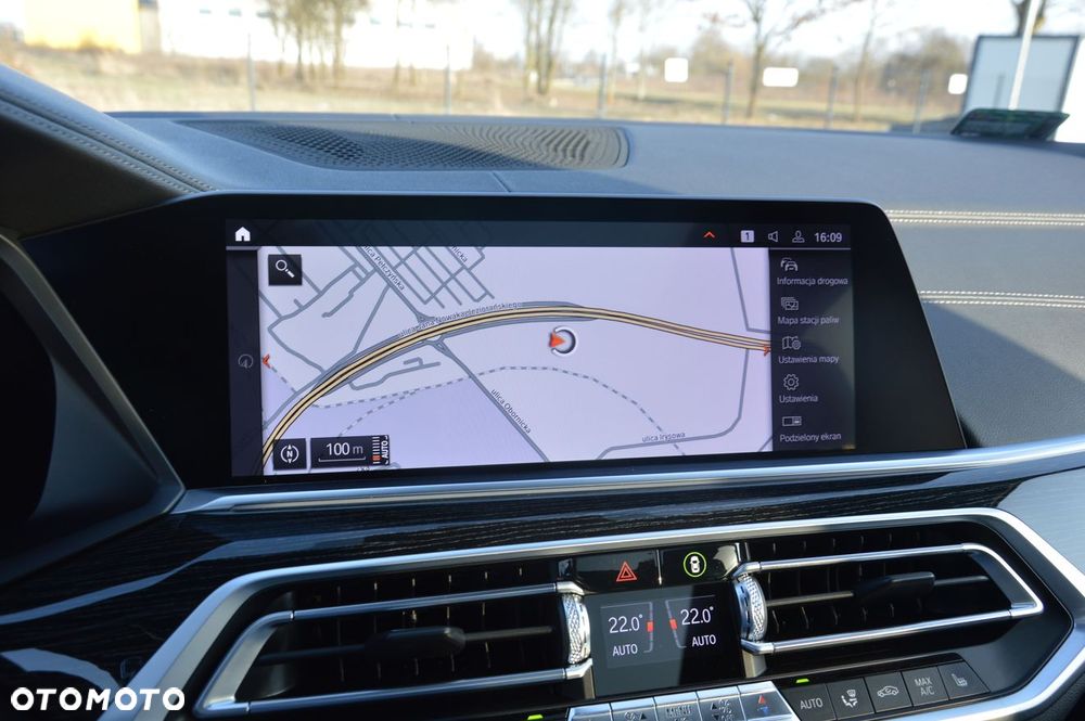 BMW X7 M50d sport - 16