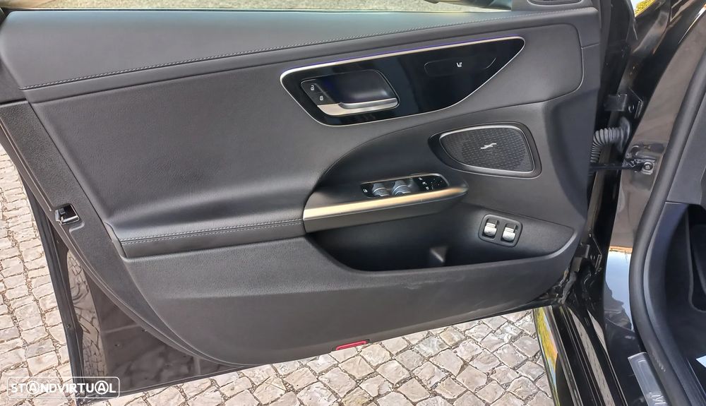 Mercedes-Benz C 300 e T 9G-TRONIC AMG Line - 23