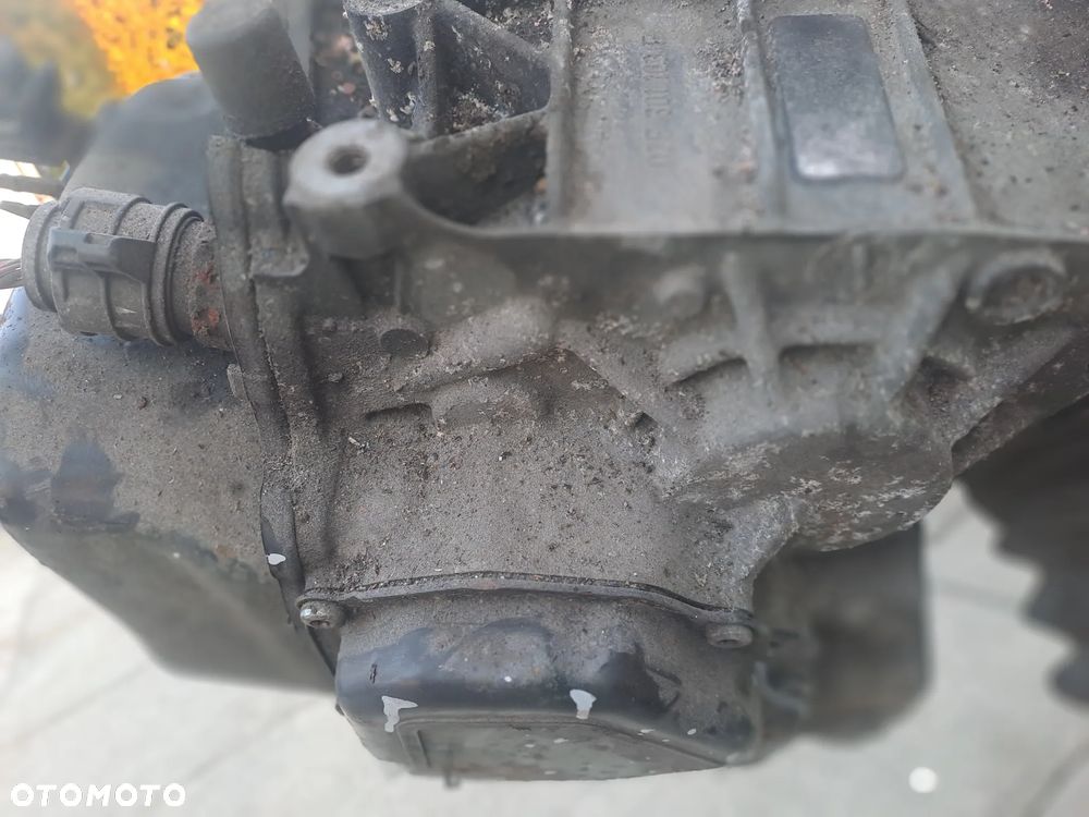 Volkswagen Passat B6 2.0 TDi automatyczna skrzynia biegów DSG kod HXS - 4