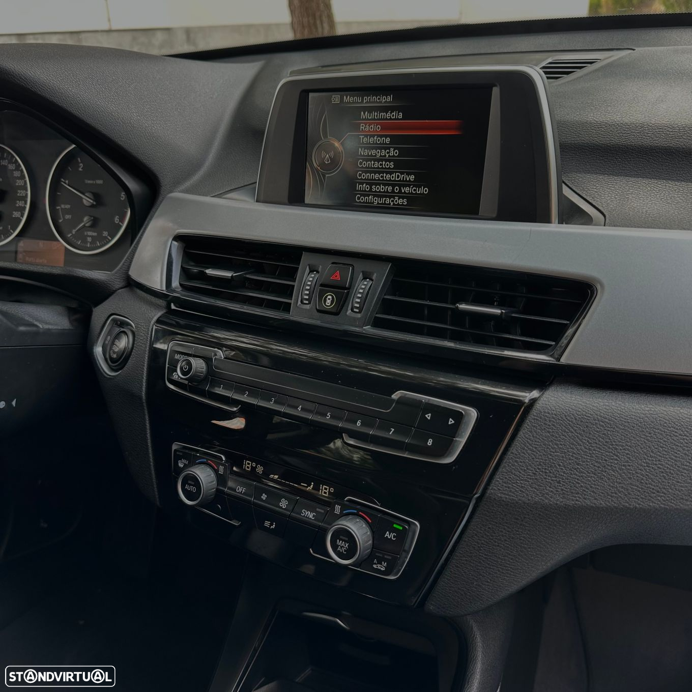 BMW X1 16 d sDrive Advantage - 21
