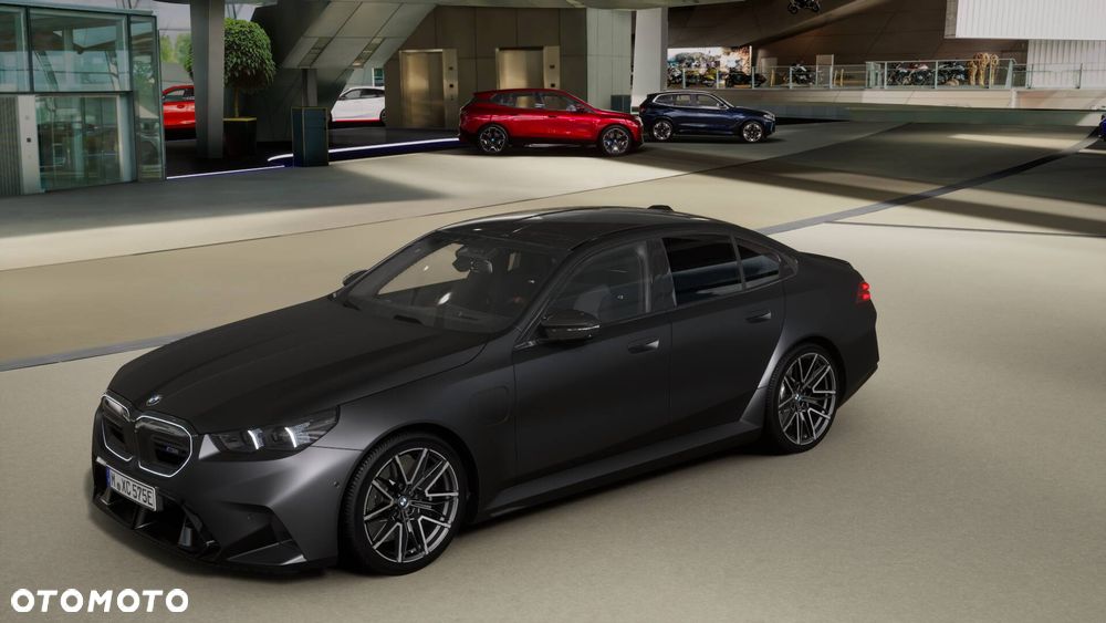 BMW M5 xDrive - 3
