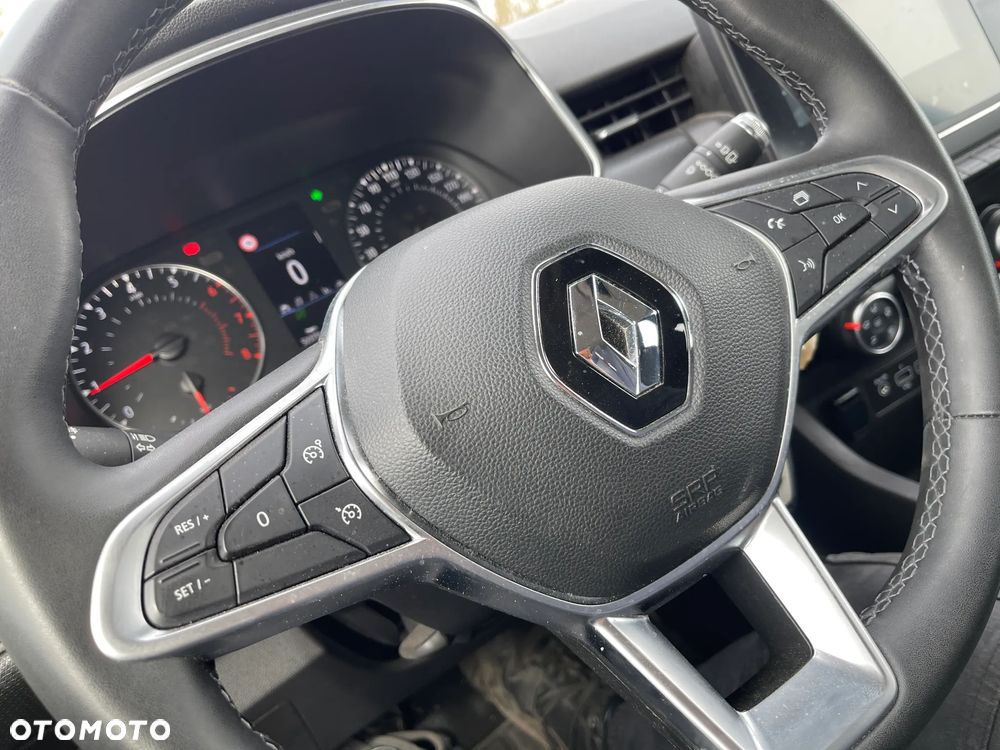 Renault Clio TCe 100 INTENS - 12