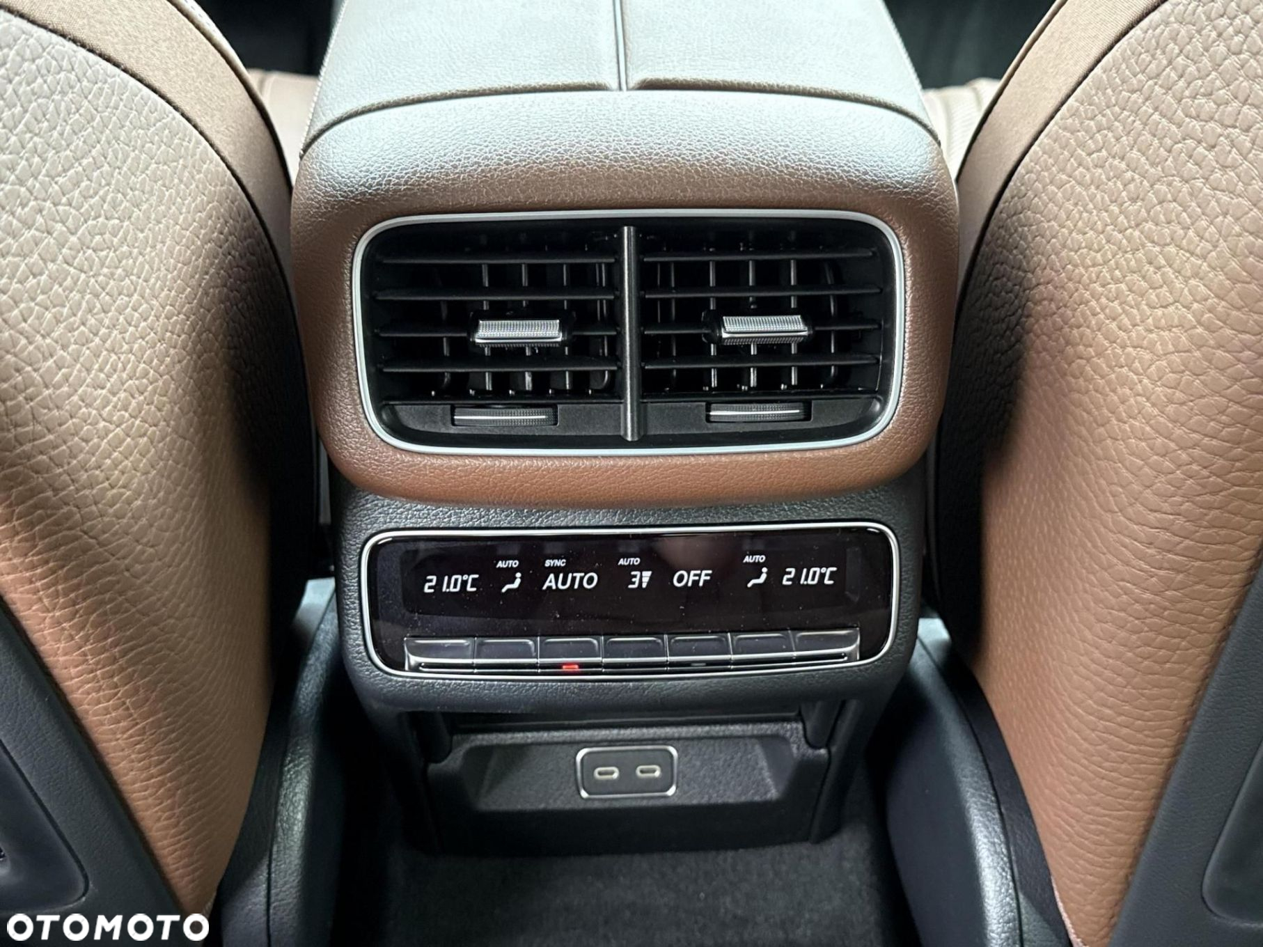 Mercedes-Benz GLE - 18