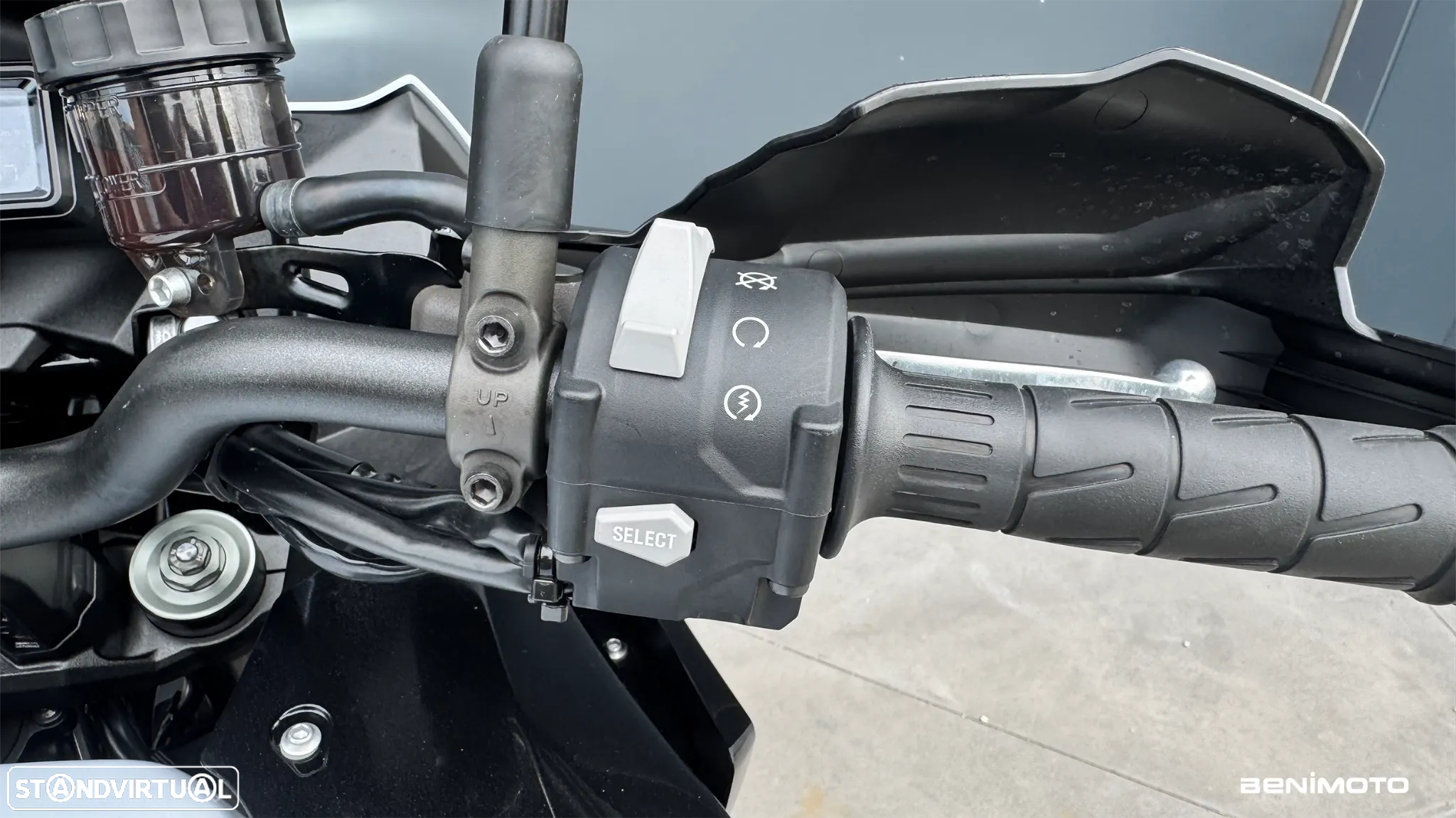 Kawasaki Versys 1000 Grand Tourer - 13