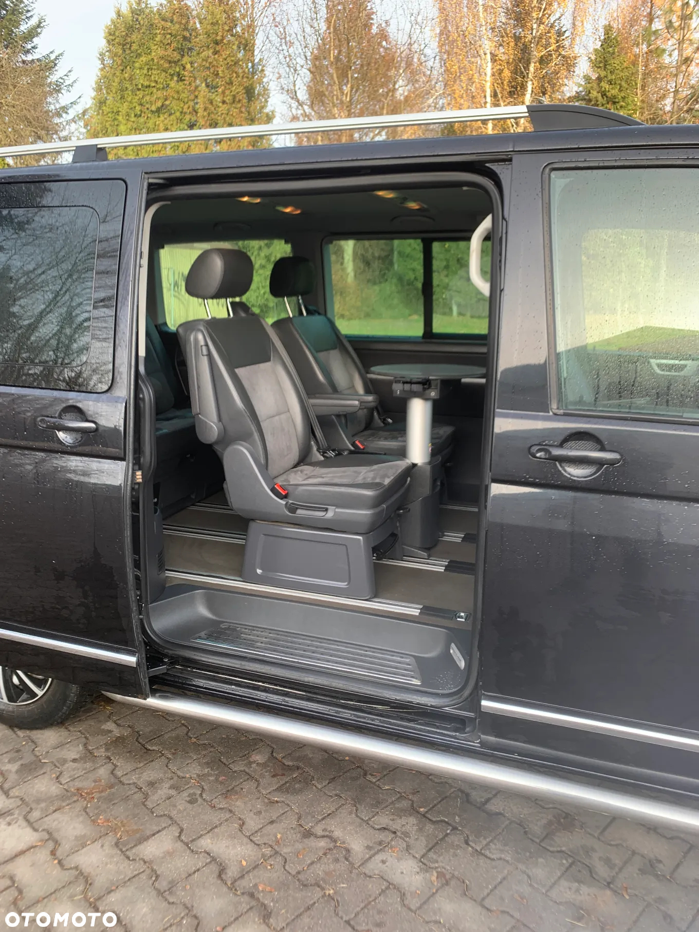 Volkswagen Multivan - 17