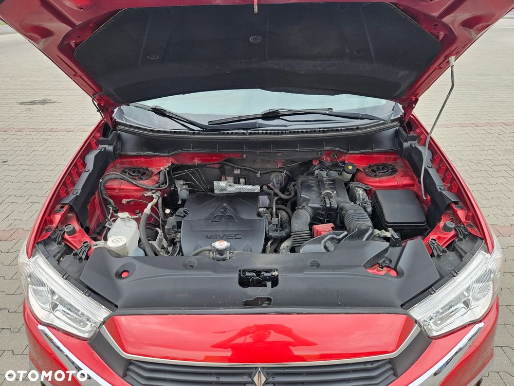 Mitsubishi ASX - 16