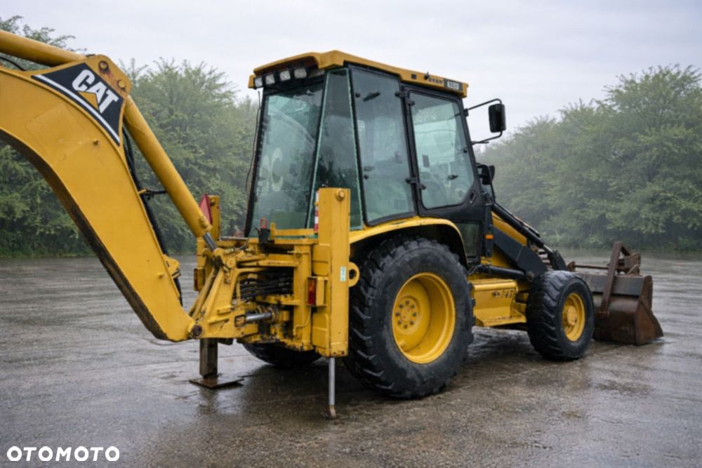 Caterpillar Caterpillar 428 D 4X4 - 4