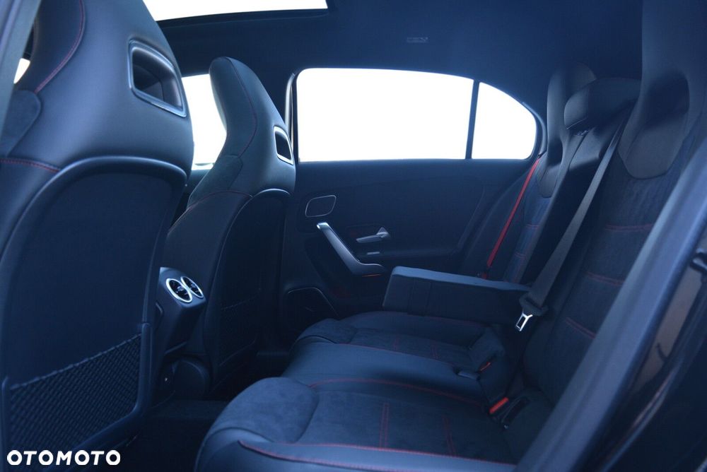 Mercedes-Benz Klasa A 45 S AMG 4-Matic 8G-DCT - 8