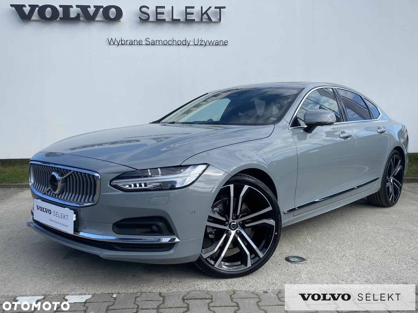Volvo S90 - 2