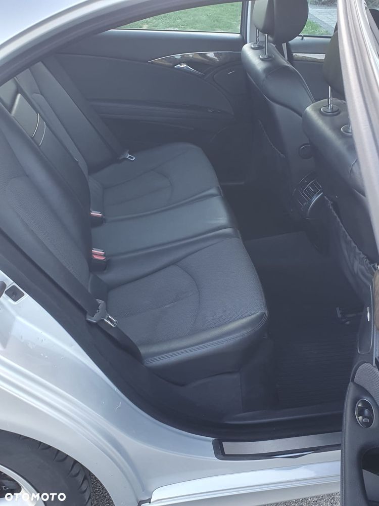 Mercedes-Benz Klasa E 280 CDI 4Matic Automatik Avantgarde DPF - 10