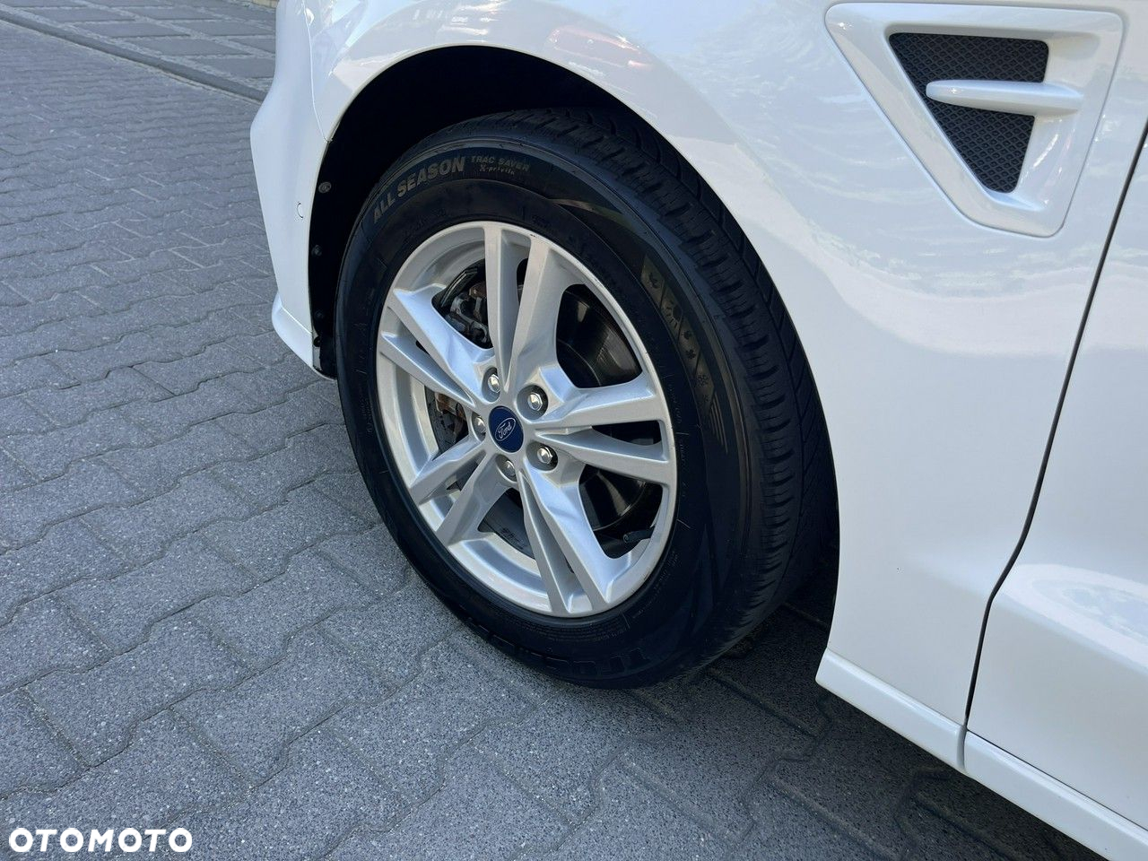 Ford S-Max - 15