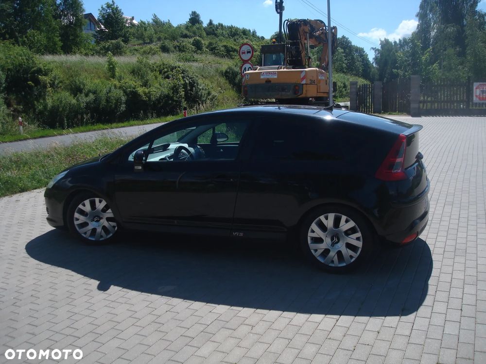 Citroën C4 1.6 16V VTR - 18