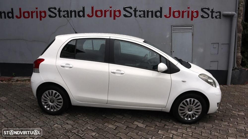 Toyota Yaris 1.4 D-4D Comfort+AC - 2