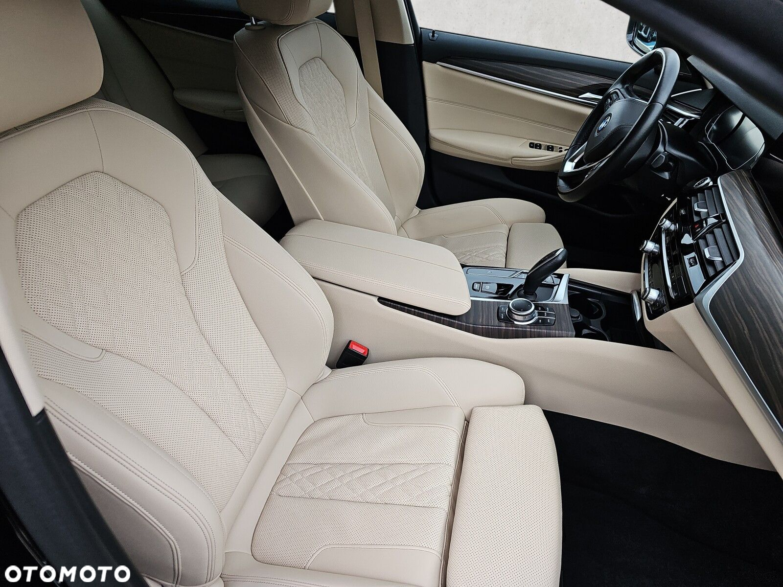 BMW Seria 5 - 13