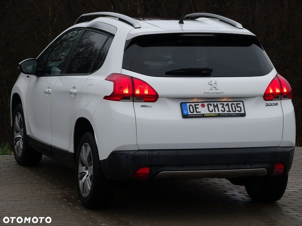 Peugeot 2008 - 11