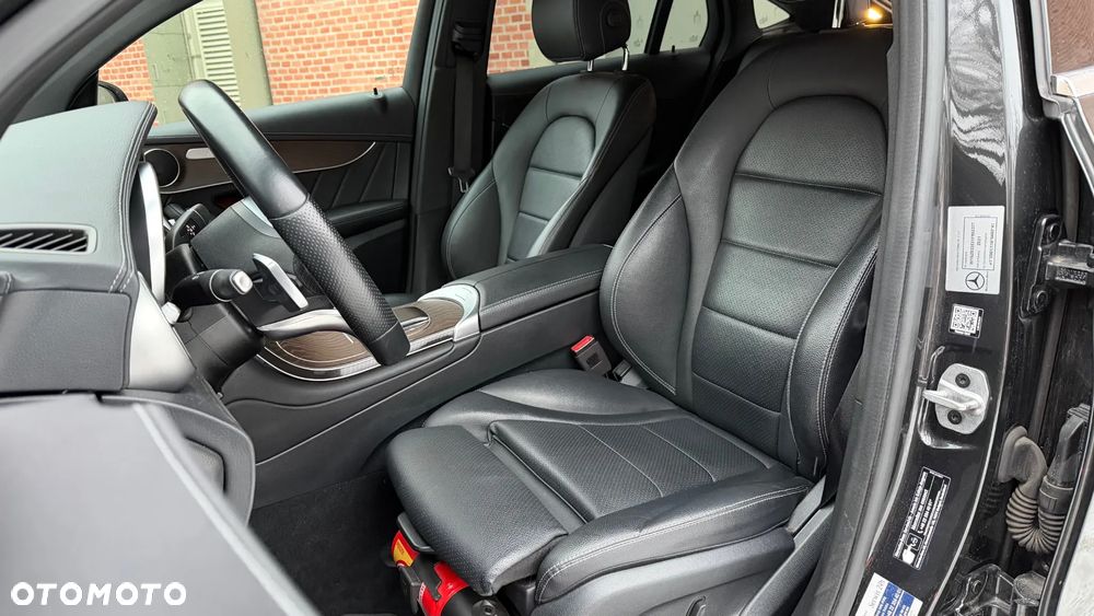 Mercedes-Benz GLC 300 e 4-Matic Business Edition - 8