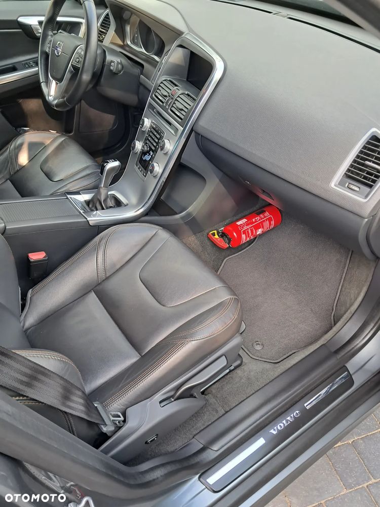 Volvo XC 60 - 21