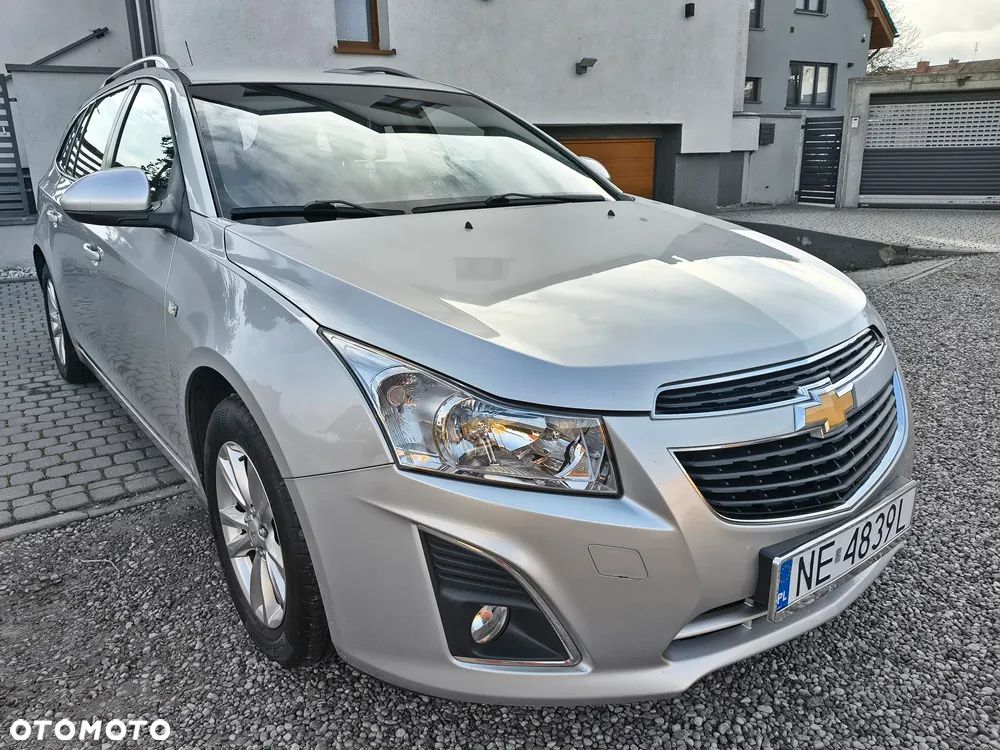 Chevrolet Cruze 1.6 LT - 1